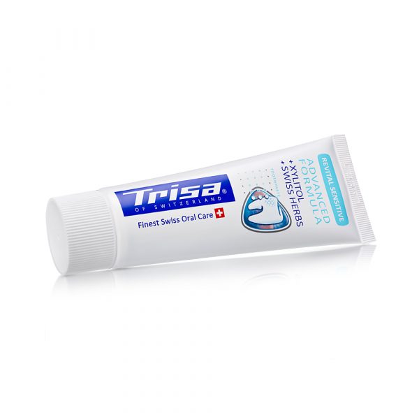 Pasta za zube TRISA Revital Sensitive Toothpaste